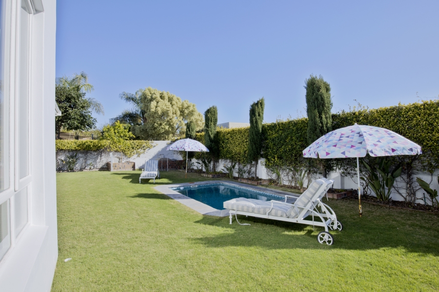 To Let 3 Bedroom Property for Rent in Sunset Beach Western Cape